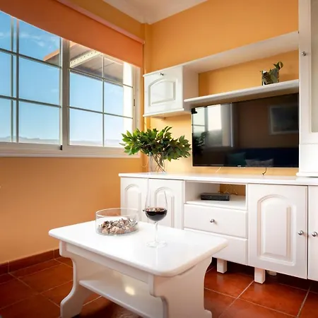 Apartamento Pino Apartment, Montana La Data San Bartolomé