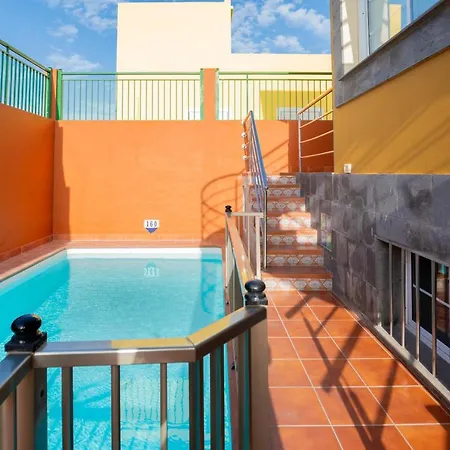 Pino Apartment, Montana La Data * San Bartolomé